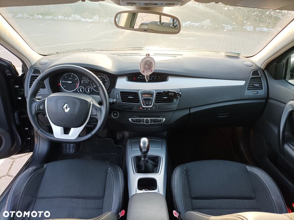 Renault Laguna 2.0 dCi FAP Privilege - 5