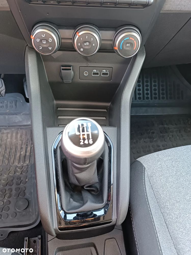 Renault Clio 1.0 TCe Evolution - 19