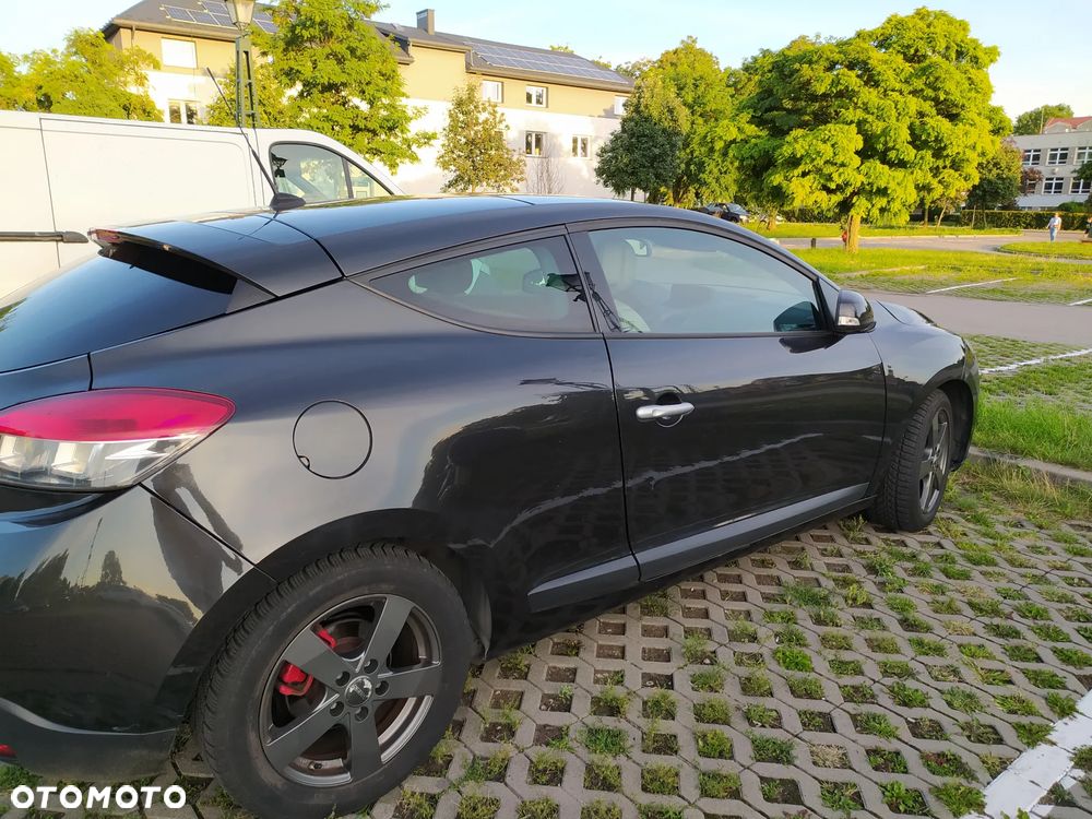Renault Megane 1.9 dCi FAP Dynamique - 4