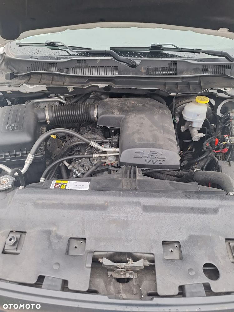 Dodge RAM 4.7 4x4 - 16