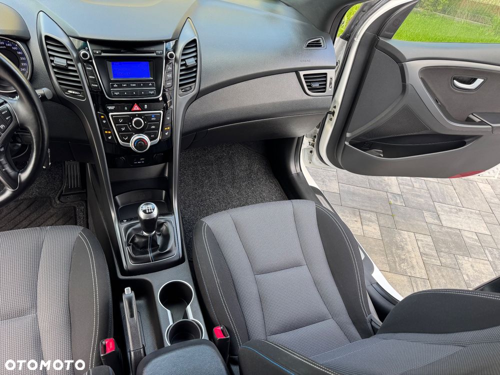 Hyundai i30 1.4 Premium - 34