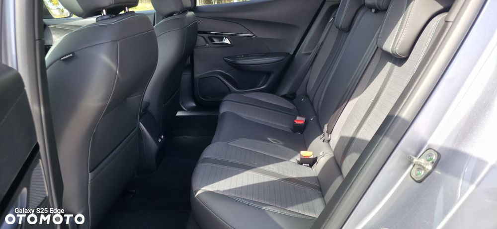 Peugeot 2008 1.5 BlueHDi Allure Pack S&S EAT8 - 22