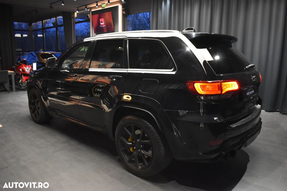 Jeep Grand Cherokee - 4