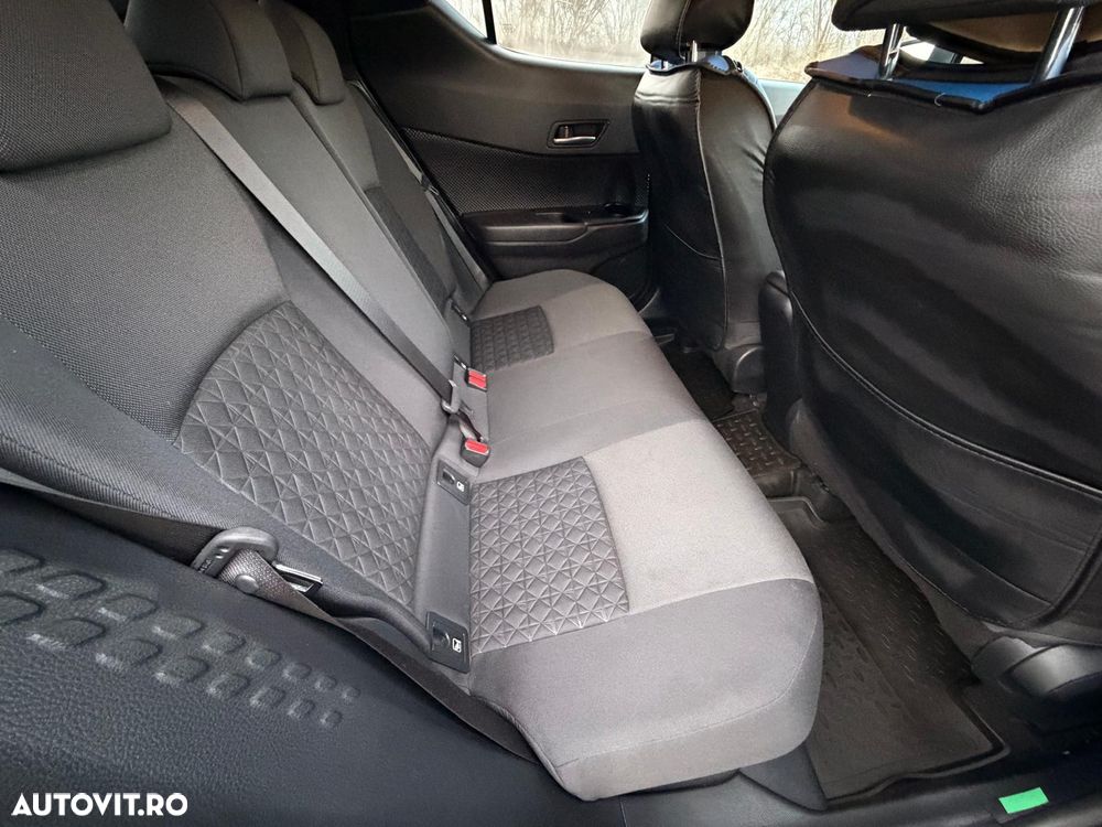 Toyota C-HR 2.0 HSD 184 CP 4x2 CVT C-lassy - 10