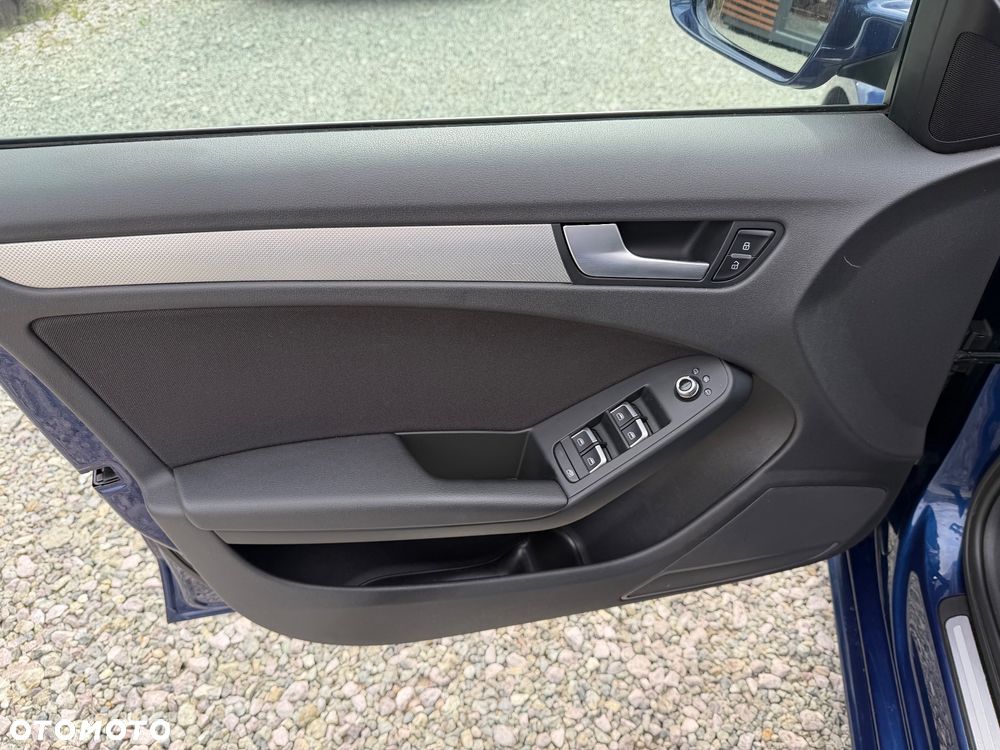 Audi A4 Avant 1.8 TFSI quattro S line Sportpaket - 30