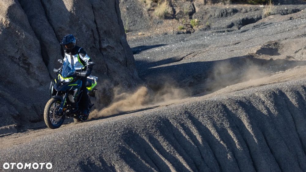 Benelli TRK 702X - 5