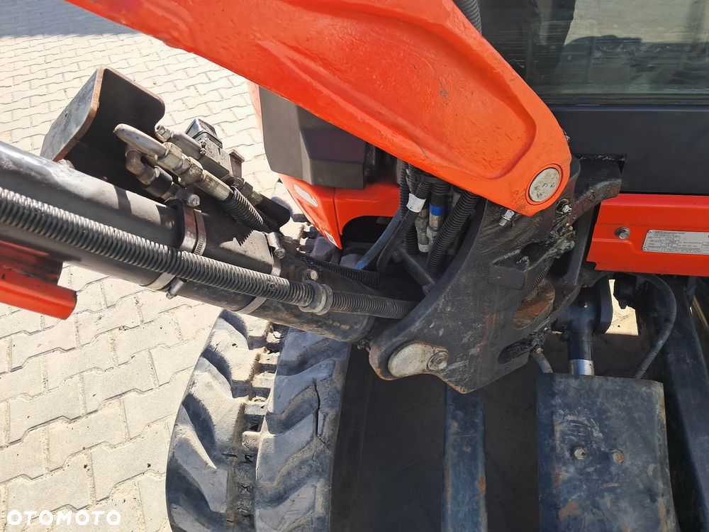 Kubota U27-4 WAGA 2700 kg 2.7t 1300 mth minikoparka * 2022 rok * 2 łyżki * lusterka * pełne oświetlenie jeden właściciel * zero obrys długie ramie szybkozłącze MS03 * hydrauliczna skarpówka * gąsienice 80% bez DPF Red Key * dodatkowe linie hydrauliczne jcb yanmar Cat takeuchi - 25