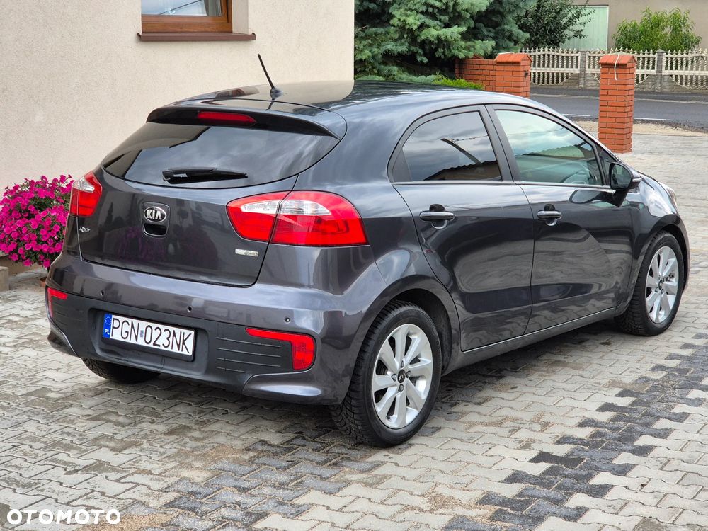 Kia Rio 1.2 Attract - 2