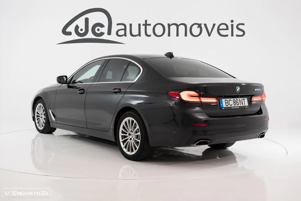 BMW 530 d Line Luxury Auto - 3