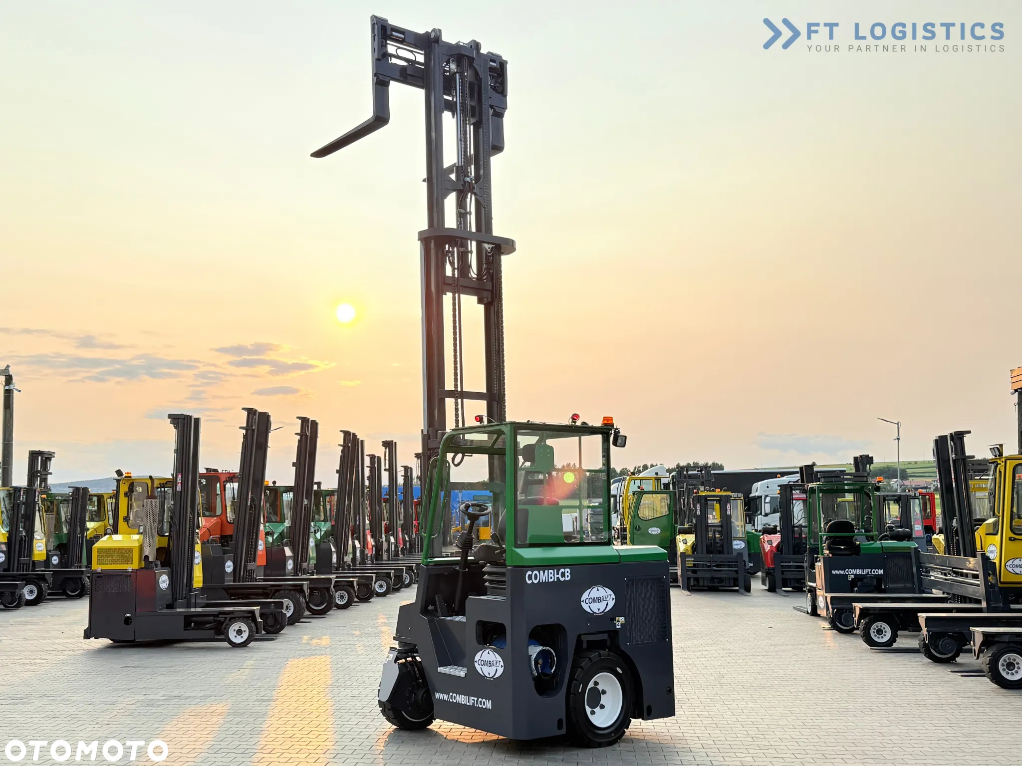 Combilift C4000CB / TRIPLEX - 5200MM / GAS / WOLNY SKOK / POZYCJONER WIDEŁ / PRZESUW WIDEŁ / WYSOKOŚĆ 2450MM / JAK NOWY - 38