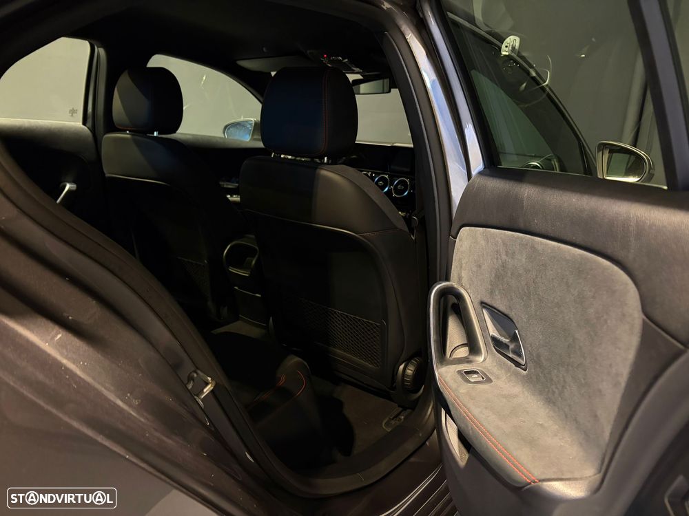 Mercedes-Benz A 250 Limousine e 8G-DCT AMG Line - 20