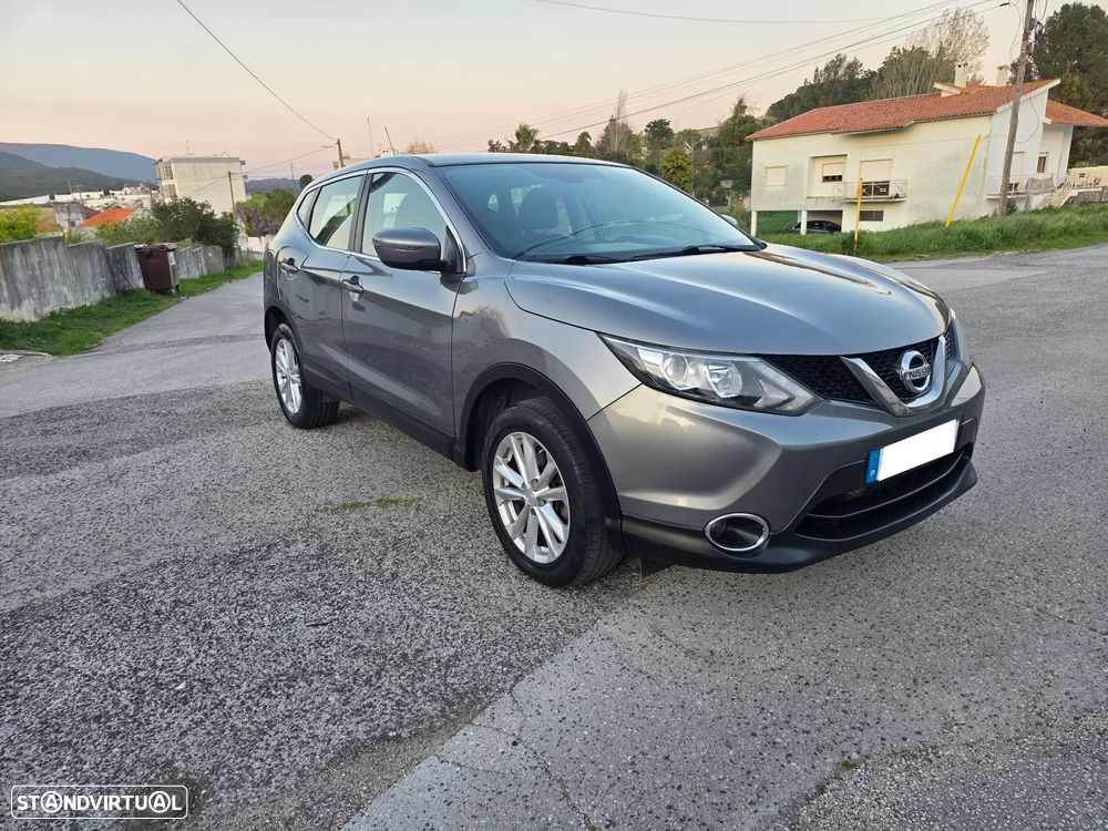 Nissan Qashqai 1.6 dCi Xtronic TEKNA - 8