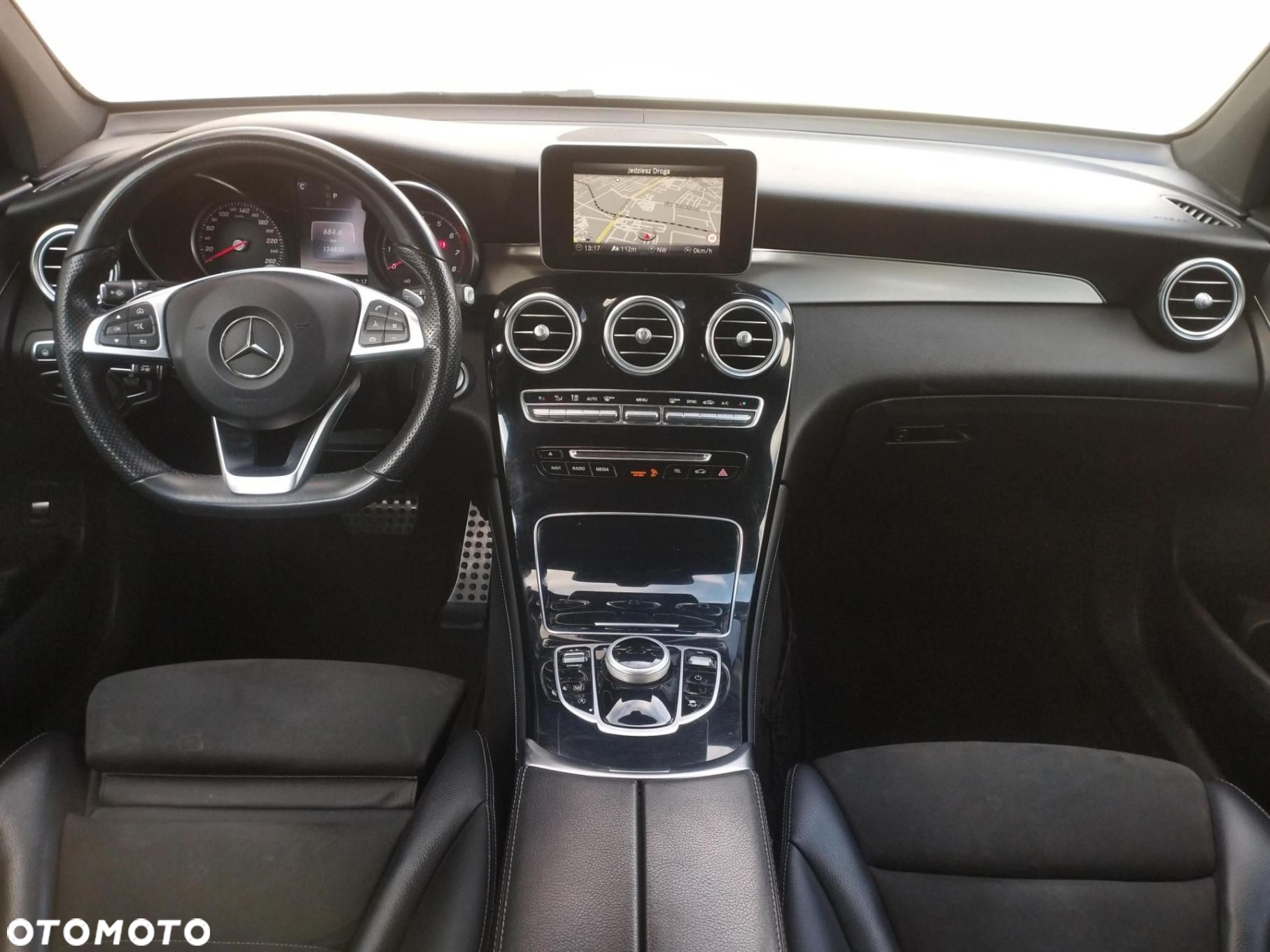 Mercedes-Benz GLC - 13