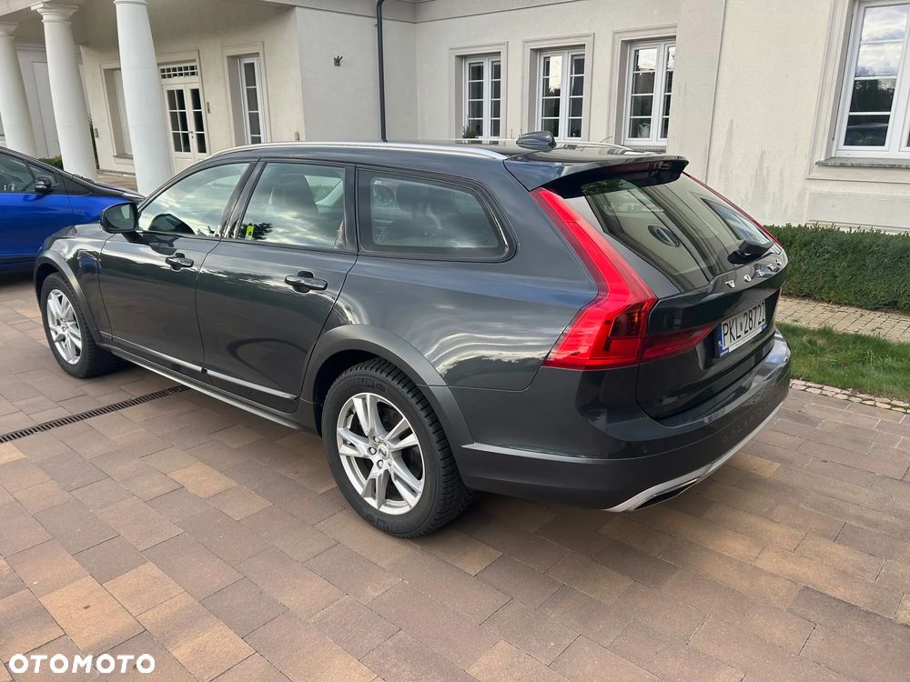 Volvo V90 Cross Country D4 AWD - 4