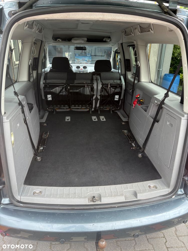 Volkswagen Caddy Maxi Life - 11