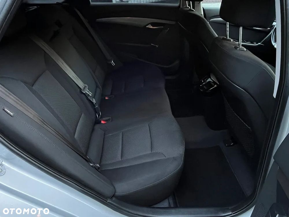 Hyundai i40 Kombi blue 1.7 CRDi Style - 21