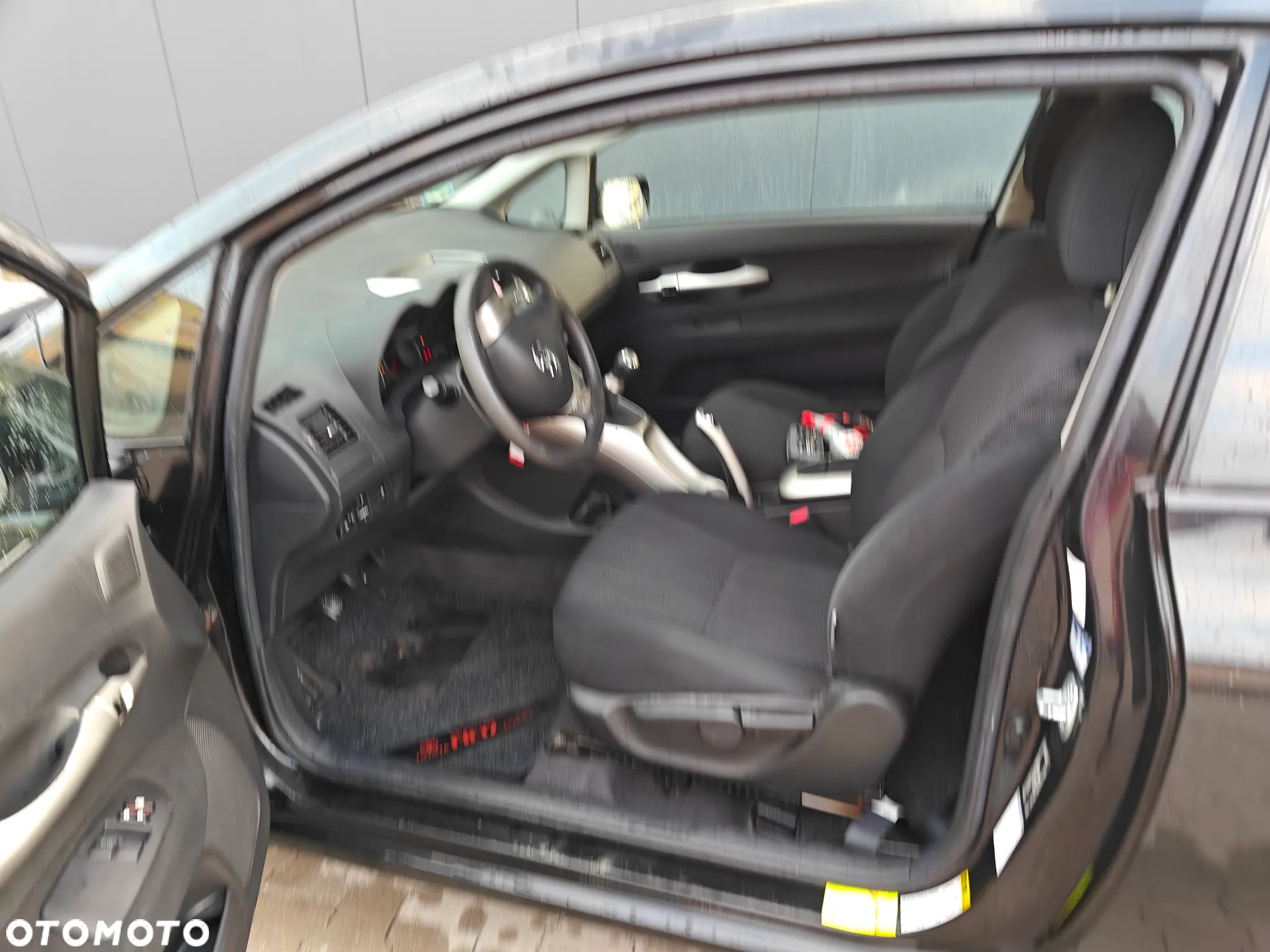 Toyota Auris 1.4 VVT-i - 8