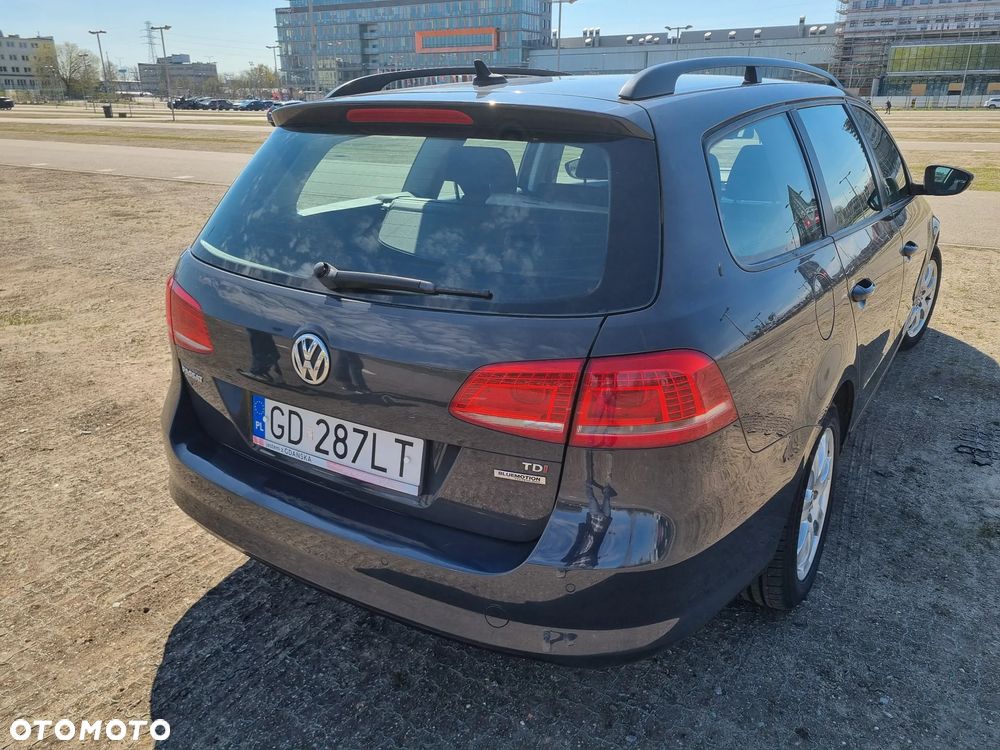 Volkswagen Passat 1.6 TDI Trendline - 9