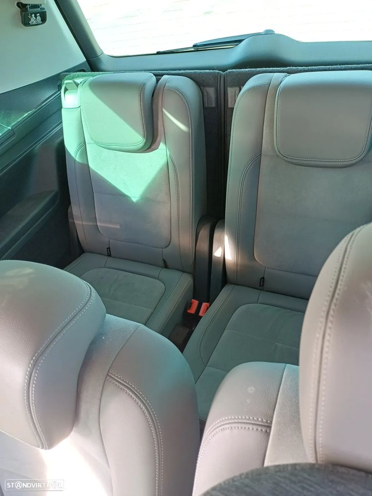 VW Sharan - 21