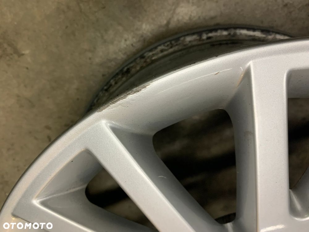 felgi aluminiowe 17" ET42 7J 4F0601025AC Audi A6 C6 2.7 FL Lift - 8