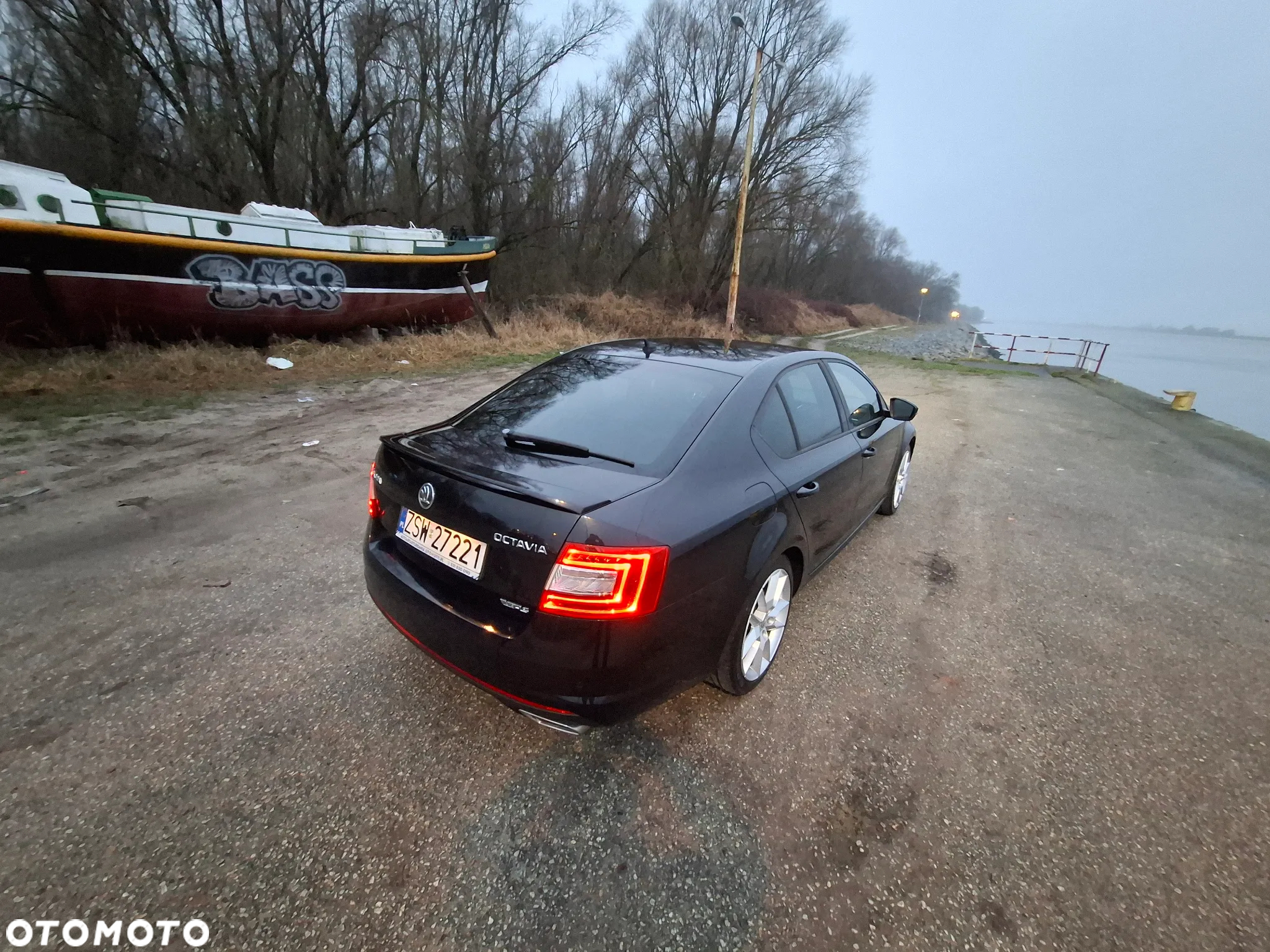Skoda Octavia 2.0 TDI RS - 9