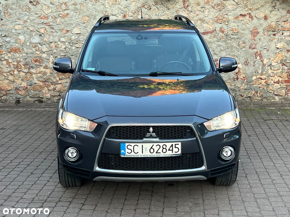 Mitsubishi Outlander 2.0 Intense 2WD - 8