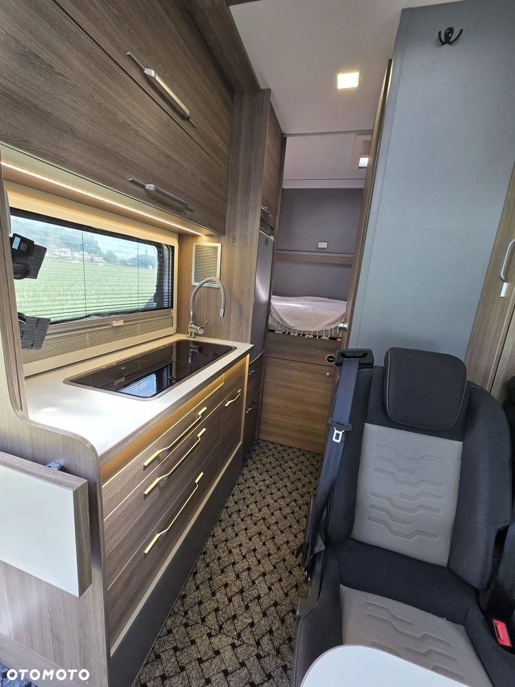 Renault TRAFIC - 2