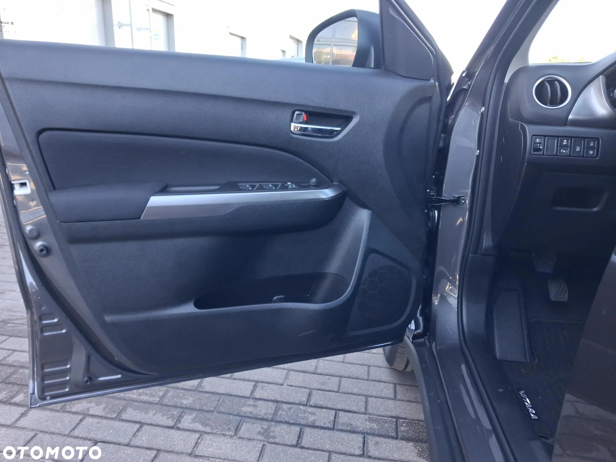 Suzuki Vitara 1.4 Boosterjet mHEV Premium Plus 2WD - 10