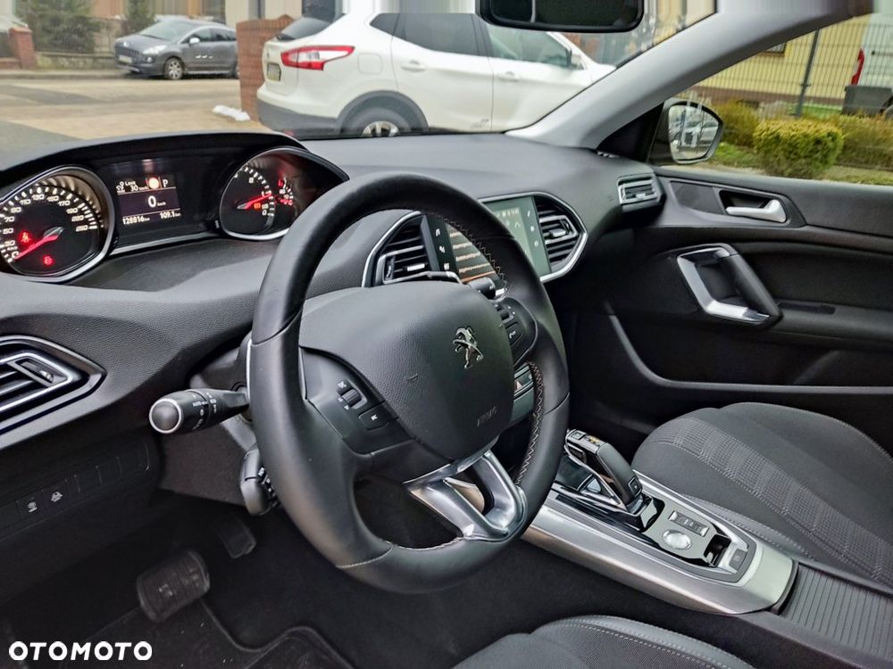 Peugeot 308 BlueHDi FAP 130 EAT8 Stop & Start Allure Pack - 12