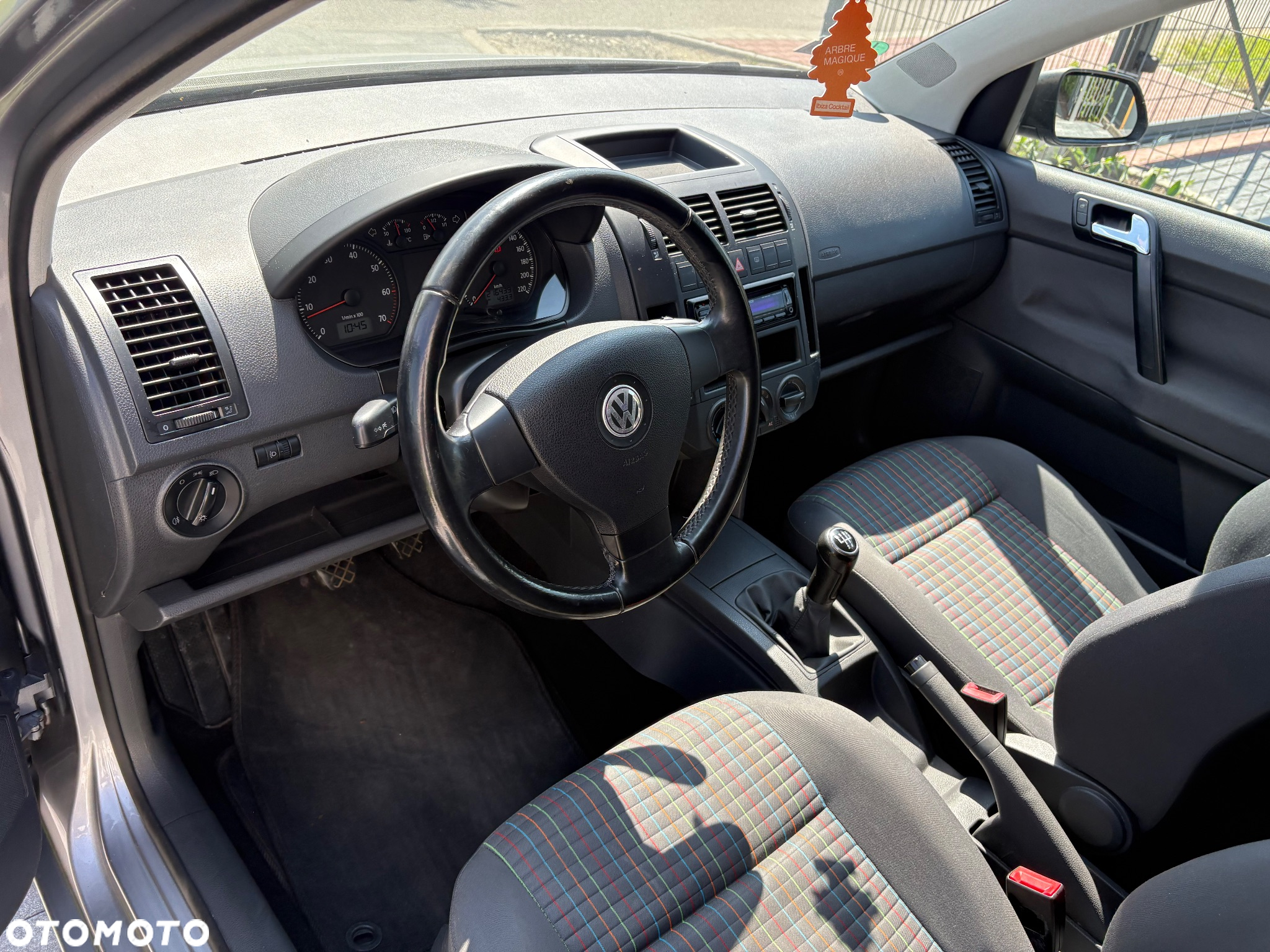 Volkswagen Polo 1.4 16V Comfortline - 8
