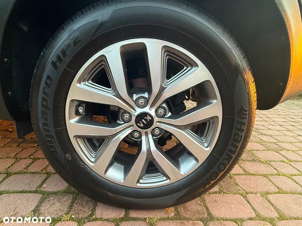 Kia Sportage 1.6 GDI 2WD Dream-Team Edition - 30