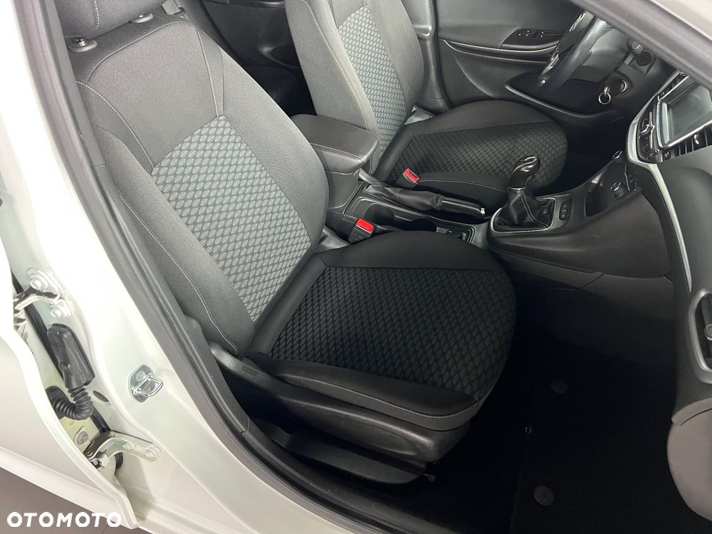 Opel Astra - 33