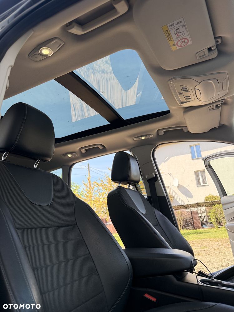 Ford Kuga 2.0 TDCi FWD Titanium - 4