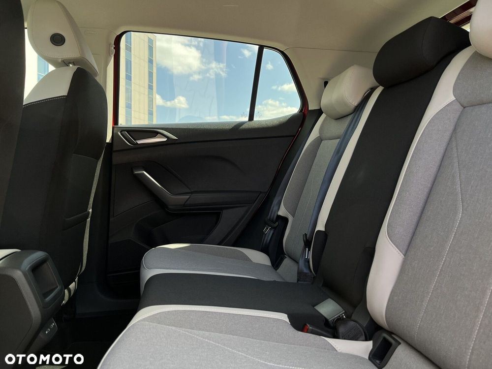 Volkswagen T-Cross - 19