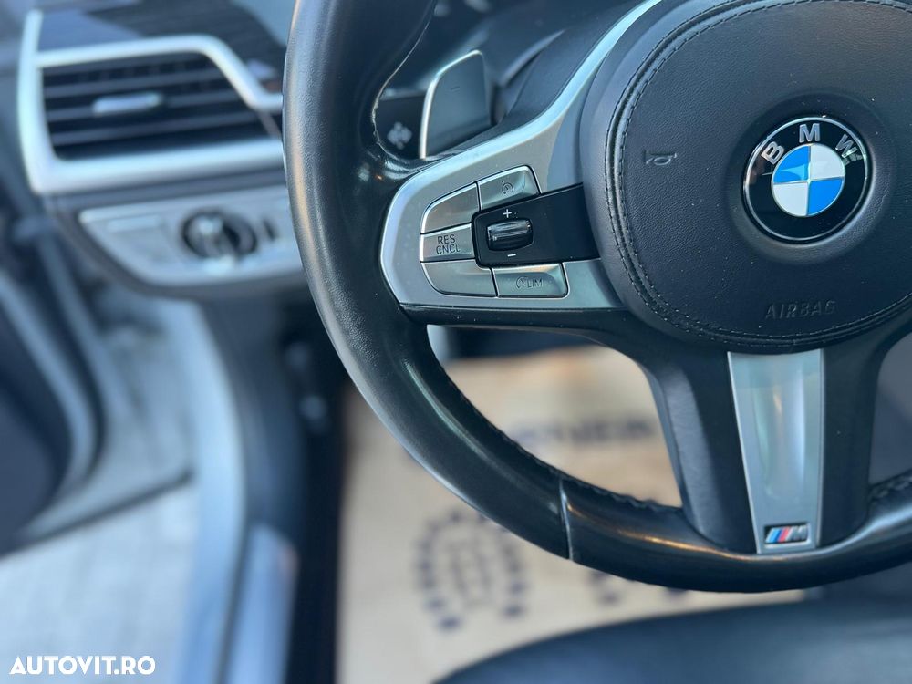 BMW Seria 7 730d xDrive - 36