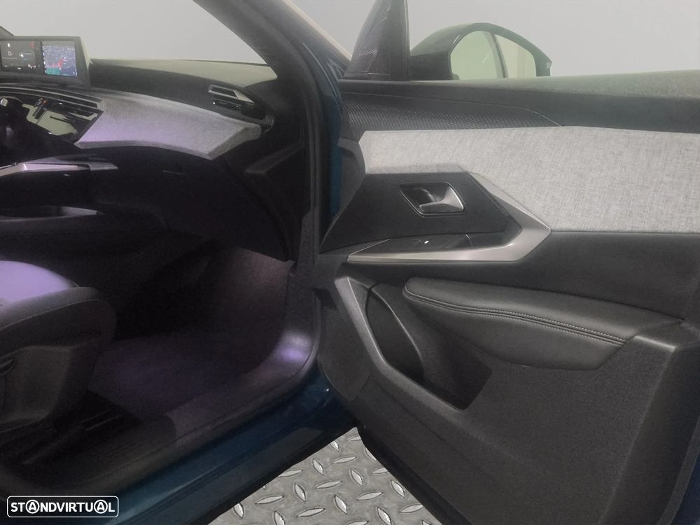 Peugeot 5008 Hybrid 145 e-DSC6 Allure - 22