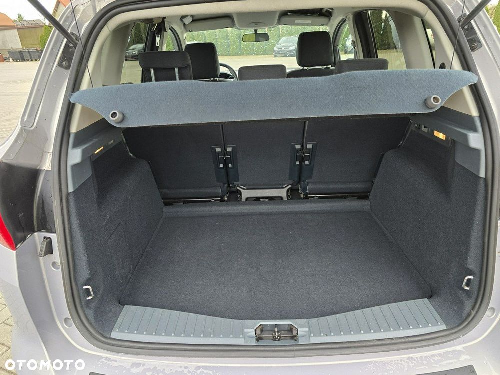 Ford C-MAX - 16