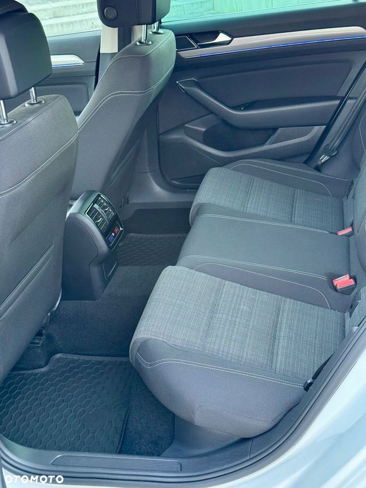 Volkswagen Passat 2.0 TDI EVO Elegance DSG - 14
