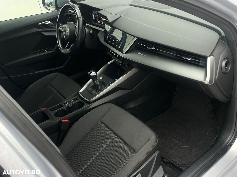 Audi A3 2.0 30 TDI Advanced - 25
