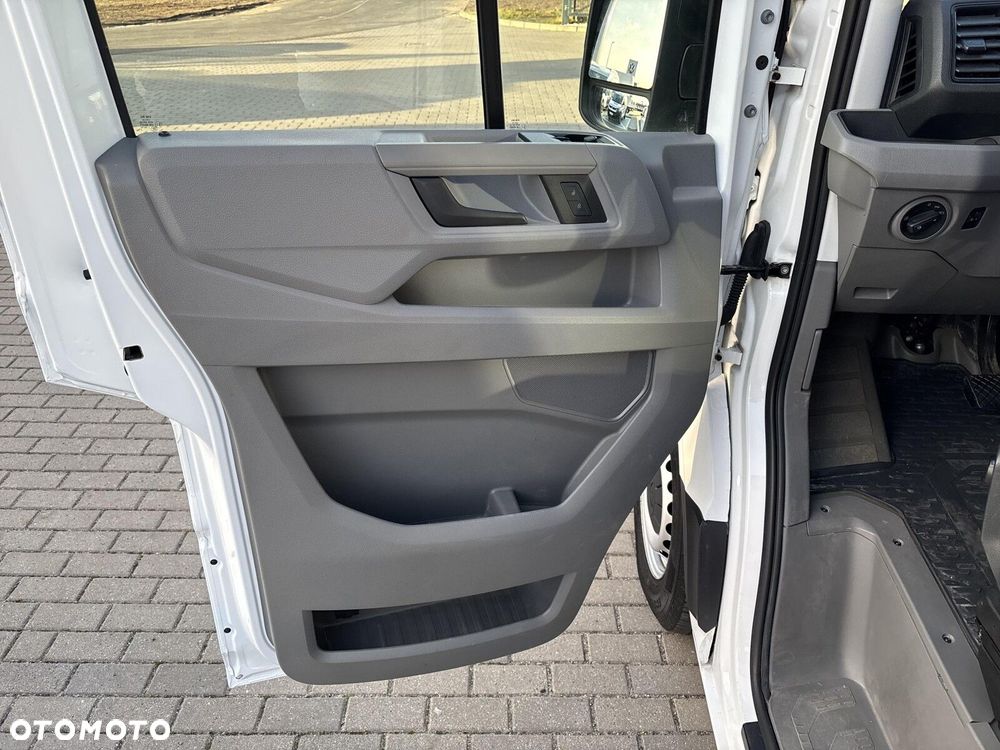 Volkswagen Crafter - 10