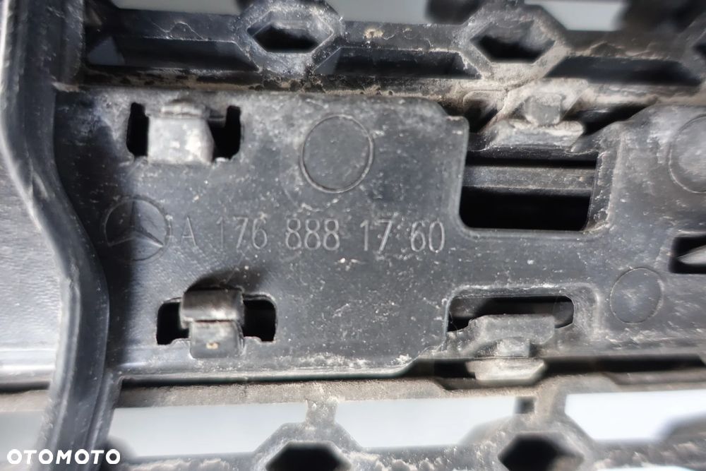 ATRAPA GRILL MERCEDES W176 A KLASA  AMG - 12