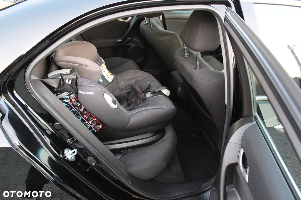 Honda Accord 2.0 Elegance Nav - 15