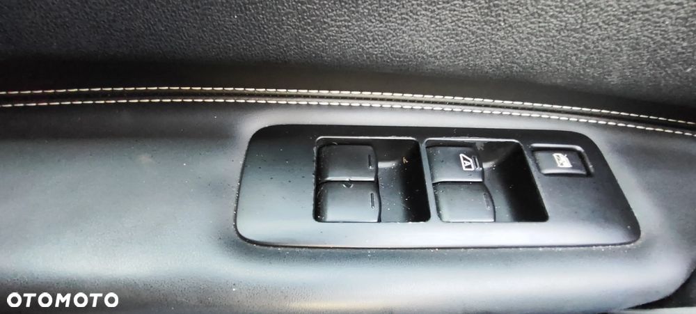 Nissan Qashqai 2.0 CVT 360 - 28