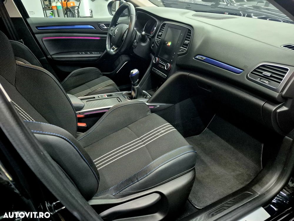 Renault Megane BLUE dCi 115 GT LINE - 33