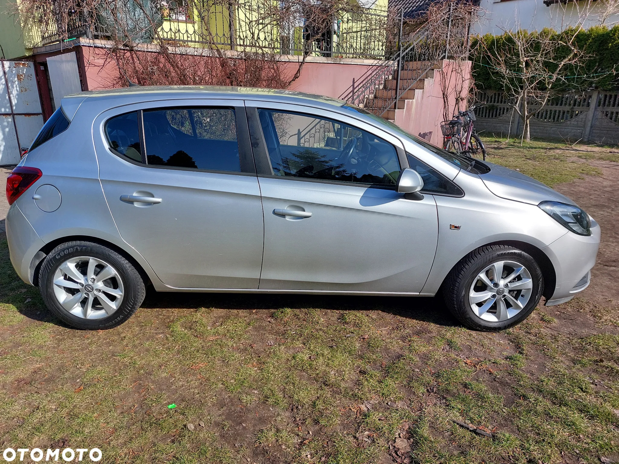 Opel Corsa 1.4 Cosmo - 4