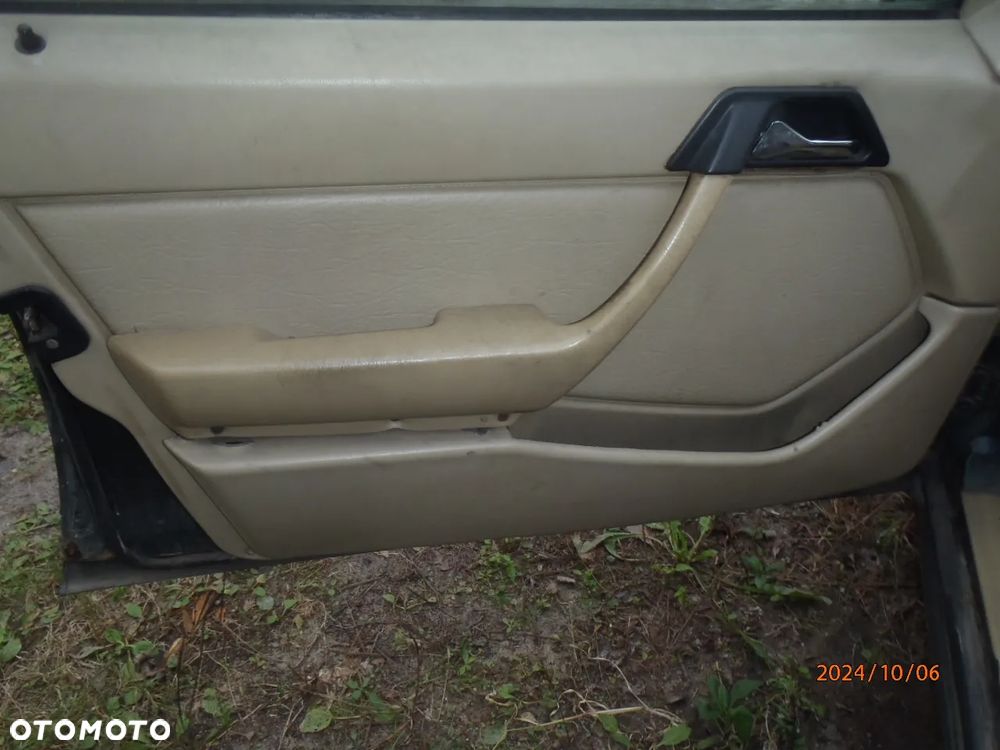 fotel kanapa tapicerka obicie boczek podłokietnik zagłówek skóra mercedes w 124 w124 - 27