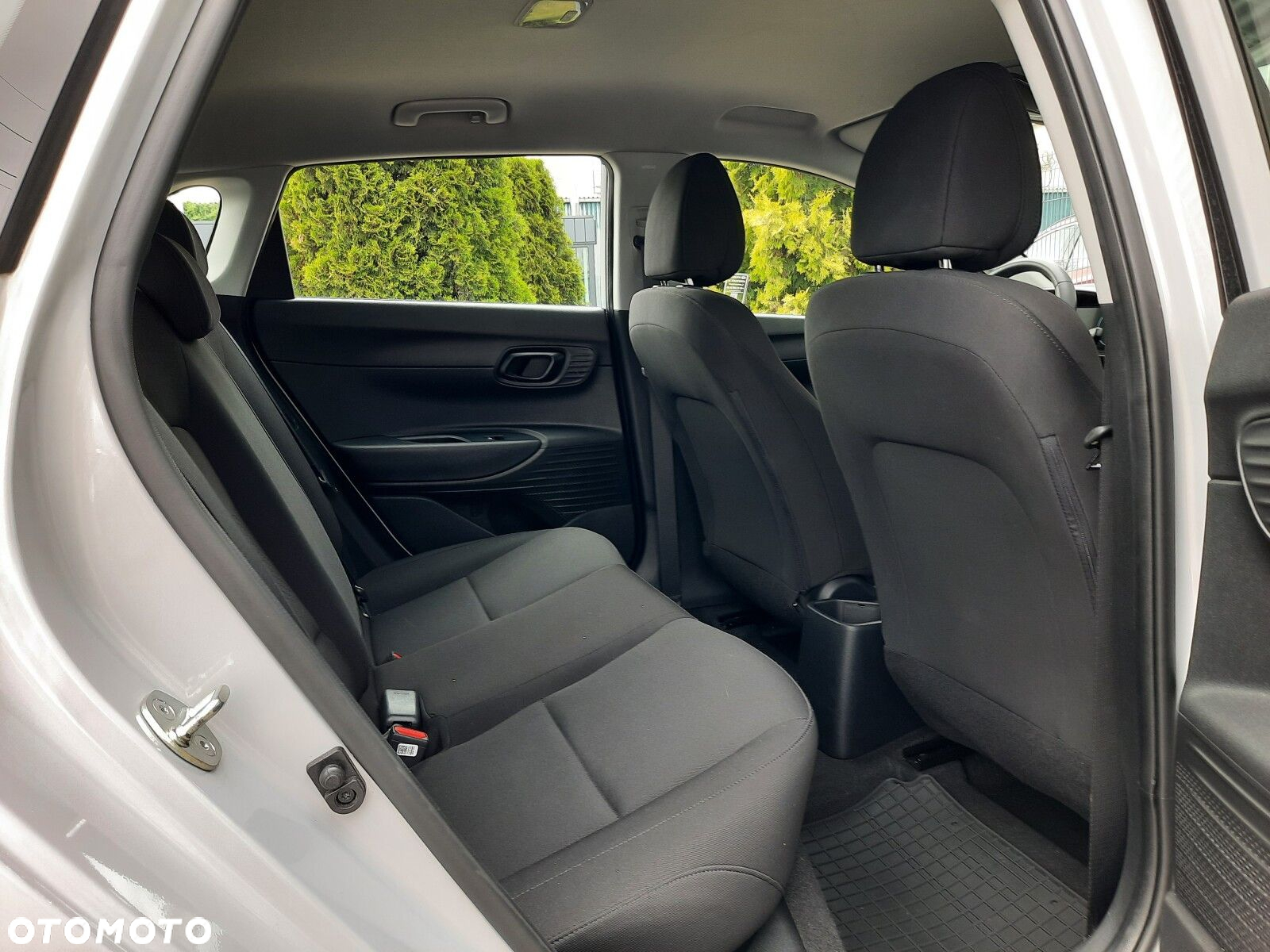 Hyundai i20 1.2 Modern - 12