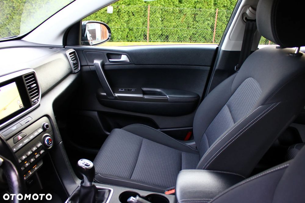 Kia Sportage 1.6 GDI L Business Line 2WD - 29