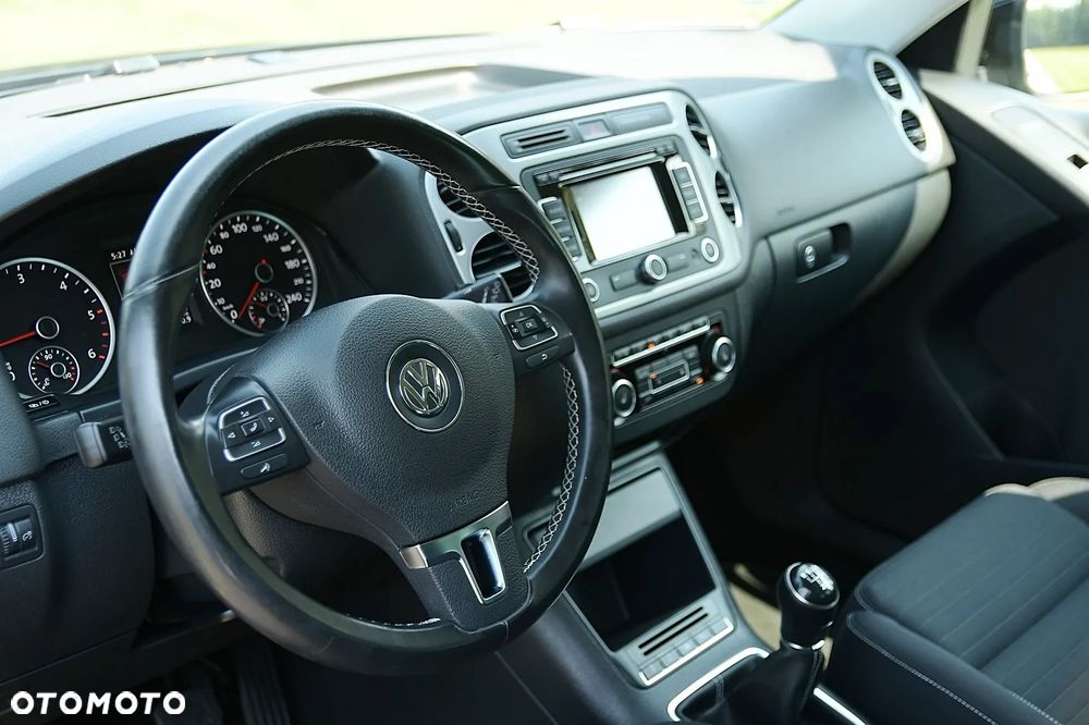 Volkswagen Tiguan 2.0 TDI DPF BlueMotion Technology Cup Sport & Style - 28