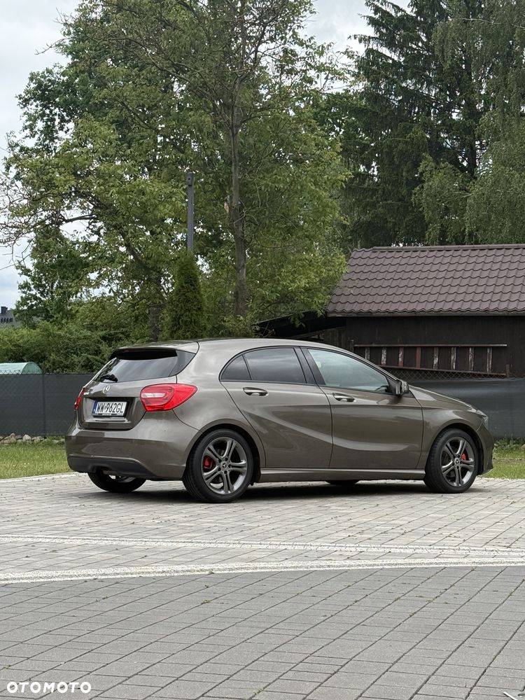 Mercedes-Benz Klasa A 180 (BlueEFFICIENCY) 7G-DCT Urban - 36